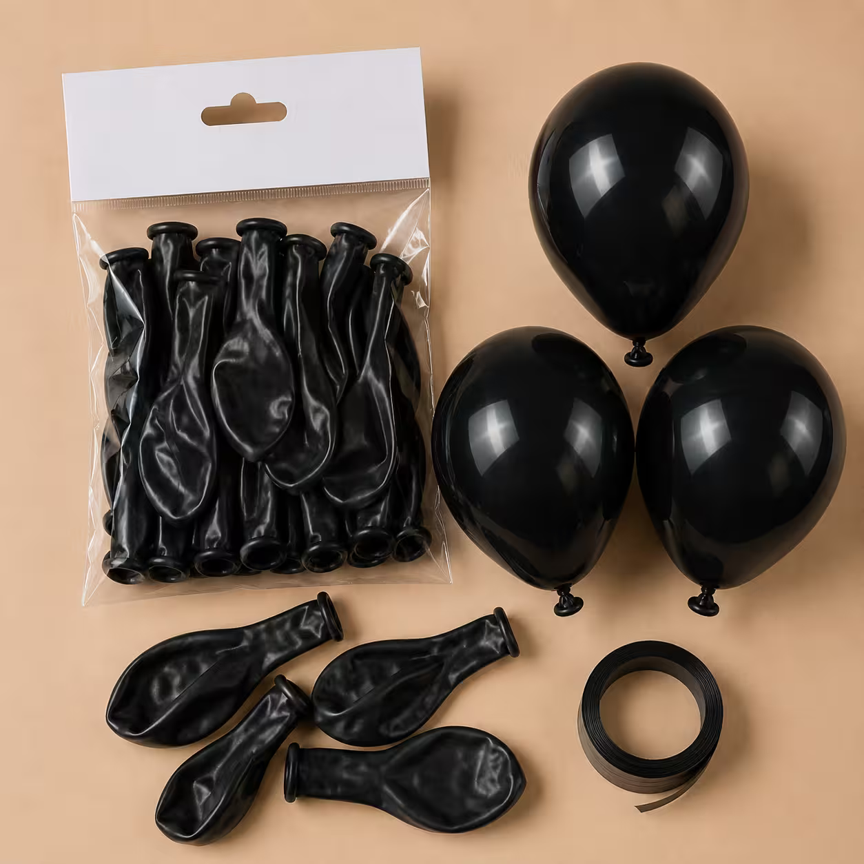 Conținutul setului de baloane negre din latex
